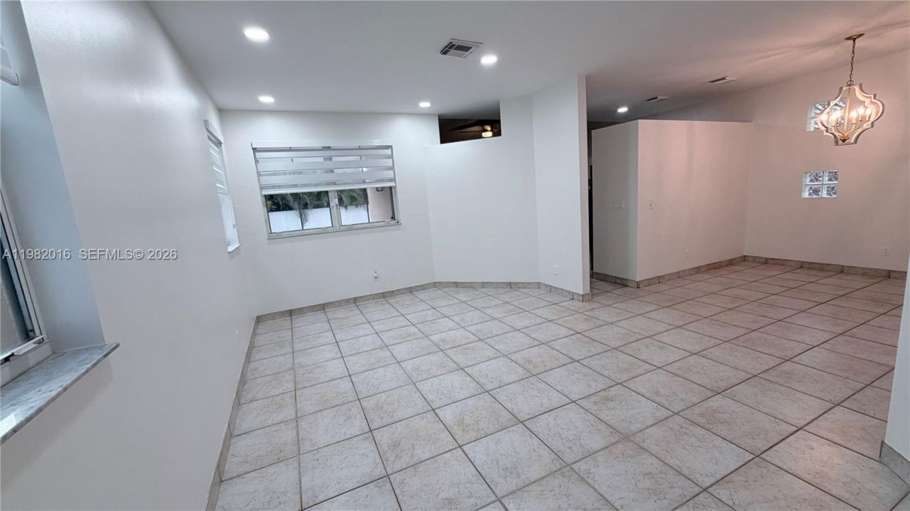 6955 SW 148th Ln, Davie, FL 33331 Photo