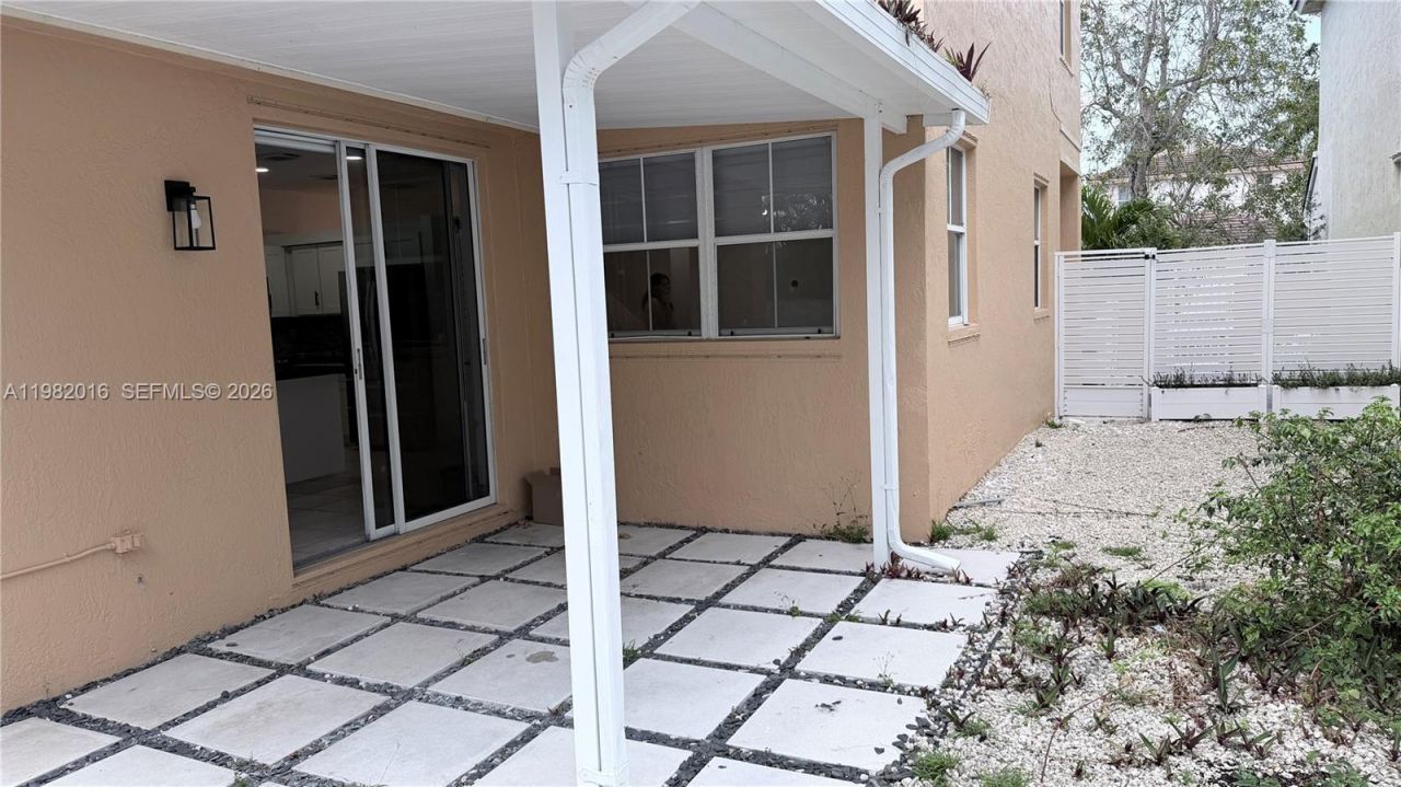 6955 SW 148th Ln, Davie, FL 33331 Photo