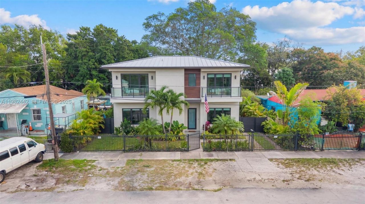 6223 NW Miami Pl, Miami, FL 33150 Photo