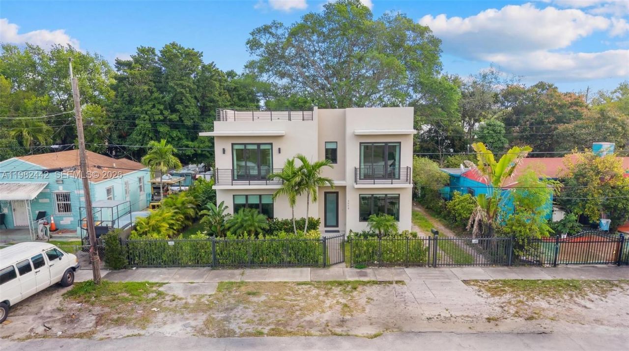 6223 NW Miami Pl, Miami, FL 33150 Photo