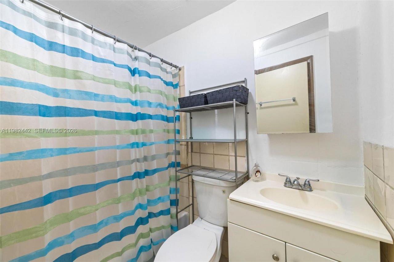 6223 NW Miami Pl, Miami, FL 33150 Photo