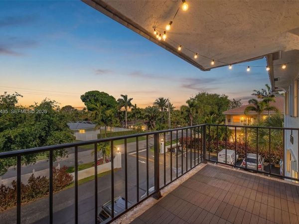 3000 NE 5th Ter, Unit 308-A, Wilton Manors, FL 33334