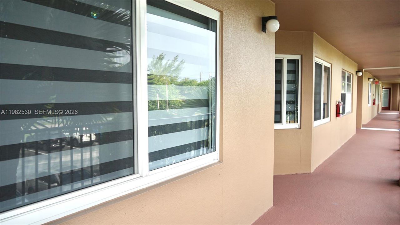 100 SW 130th Ter, Unit 211C, Pembroke Pines, FL 33027 Photo