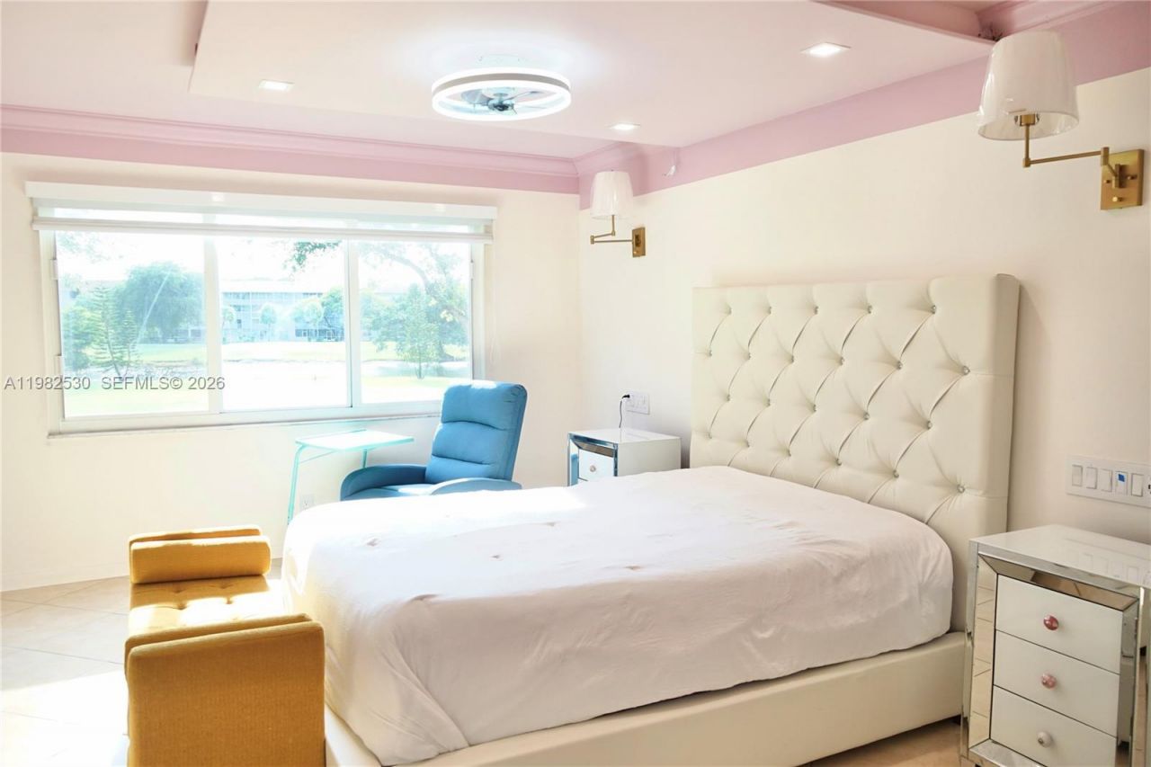 100 SW 130th Ter, Unit 211C, Pembroke Pines, FL 33027 Photo