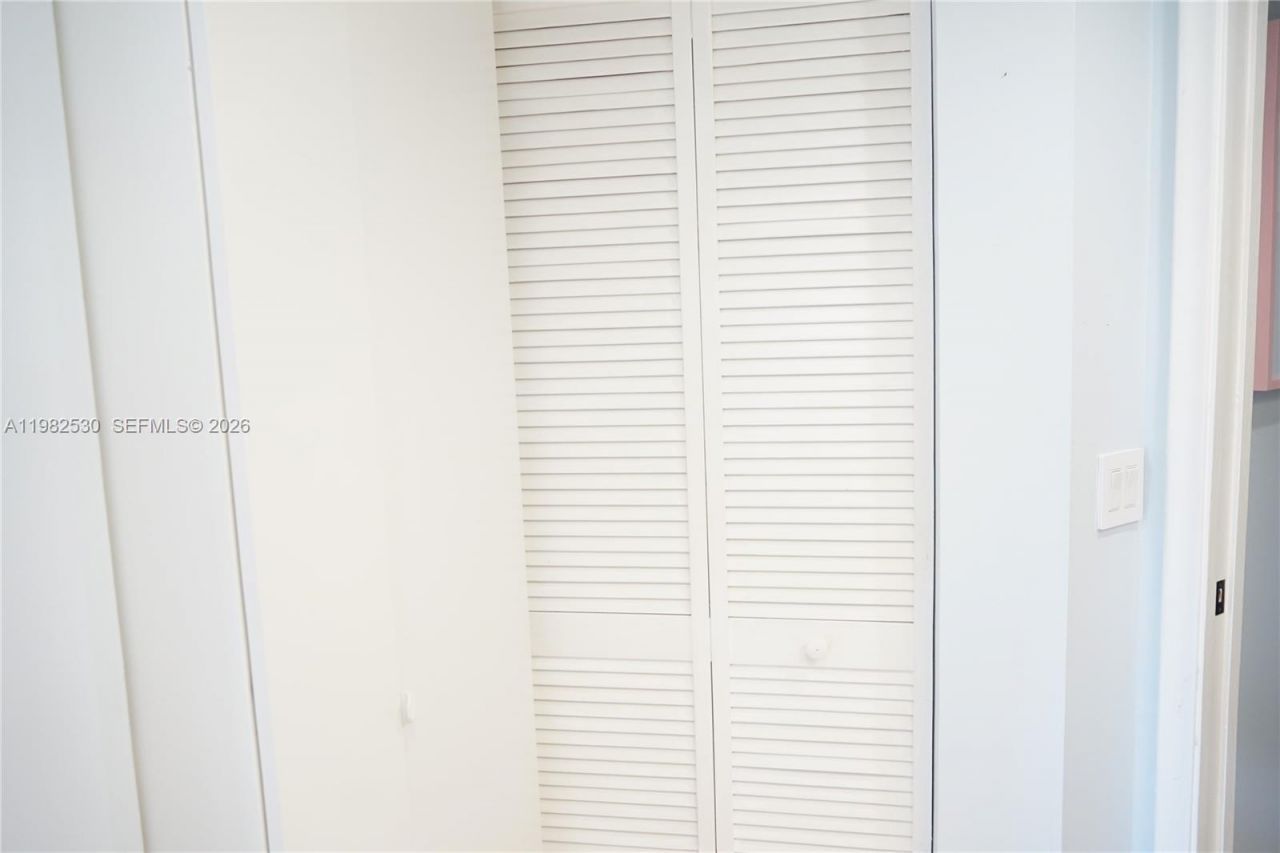 100 SW 130th Ter, Unit 211C, Pembroke Pines, FL 33027 Photo