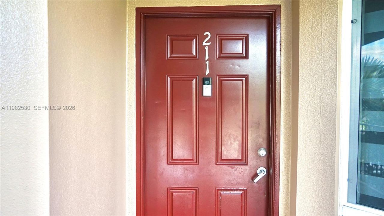 100 SW 130th Ter, Unit 211C, Pembroke Pines, FL 33027 Photo