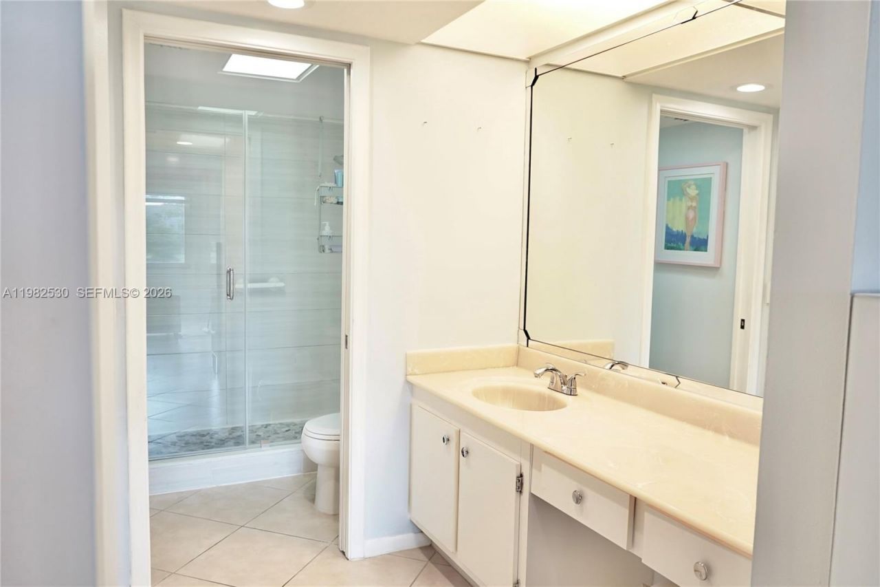 100 SW 130th Ter, Unit 211C, Pembroke Pines, FL 33027 Photo