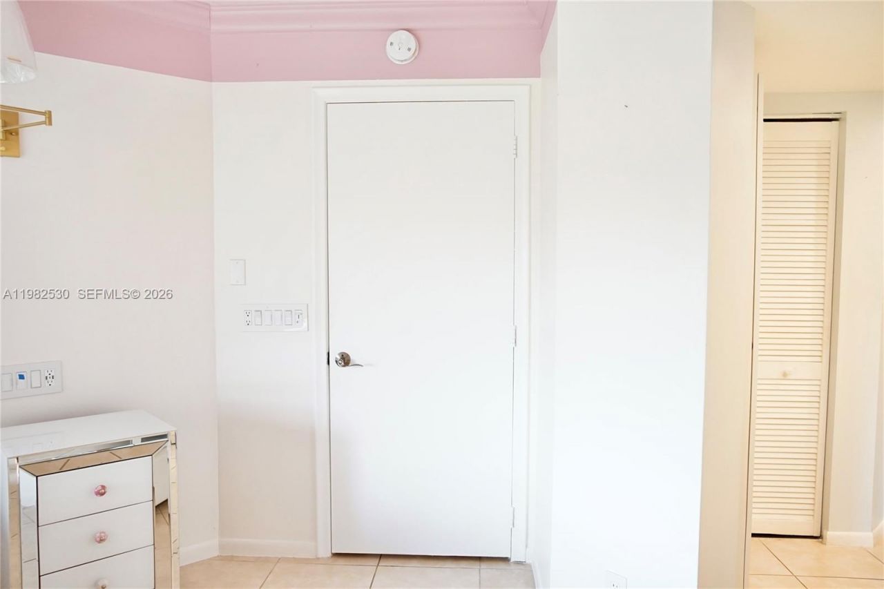100 SW 130th Ter, Unit 211C, Pembroke Pines, FL 33027 Photo