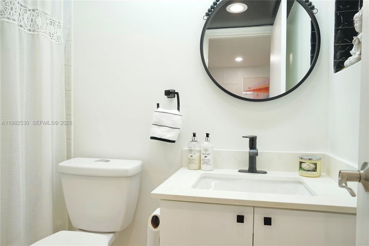 100 SW 130th Ter, Unit 211C, Pembroke Pines, FL 33027 Photo