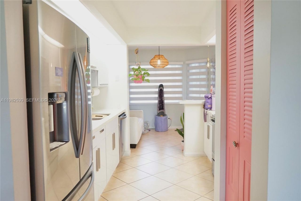 100 SW 130th Ter, Unit 211C, Pembroke Pines, FL 33027 Photo