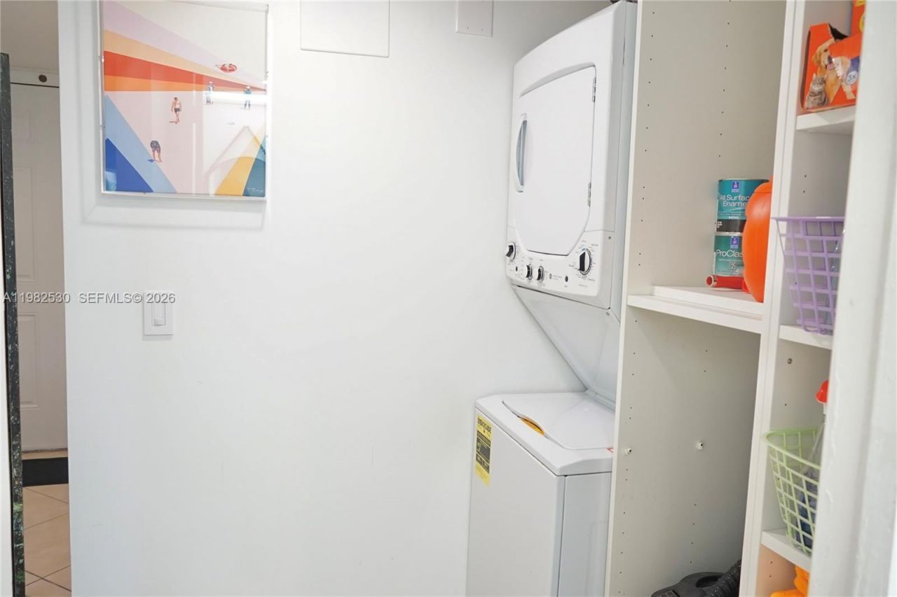 100 SW 130th Ter, Unit 211C, Pembroke Pines, FL 33027 Photo
