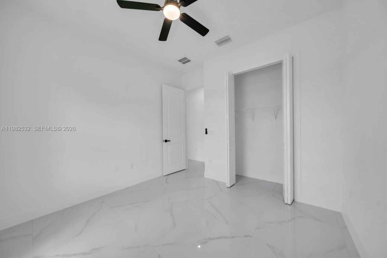635 Summit Ave S, Lehigh Acres, FL 33974 Photo