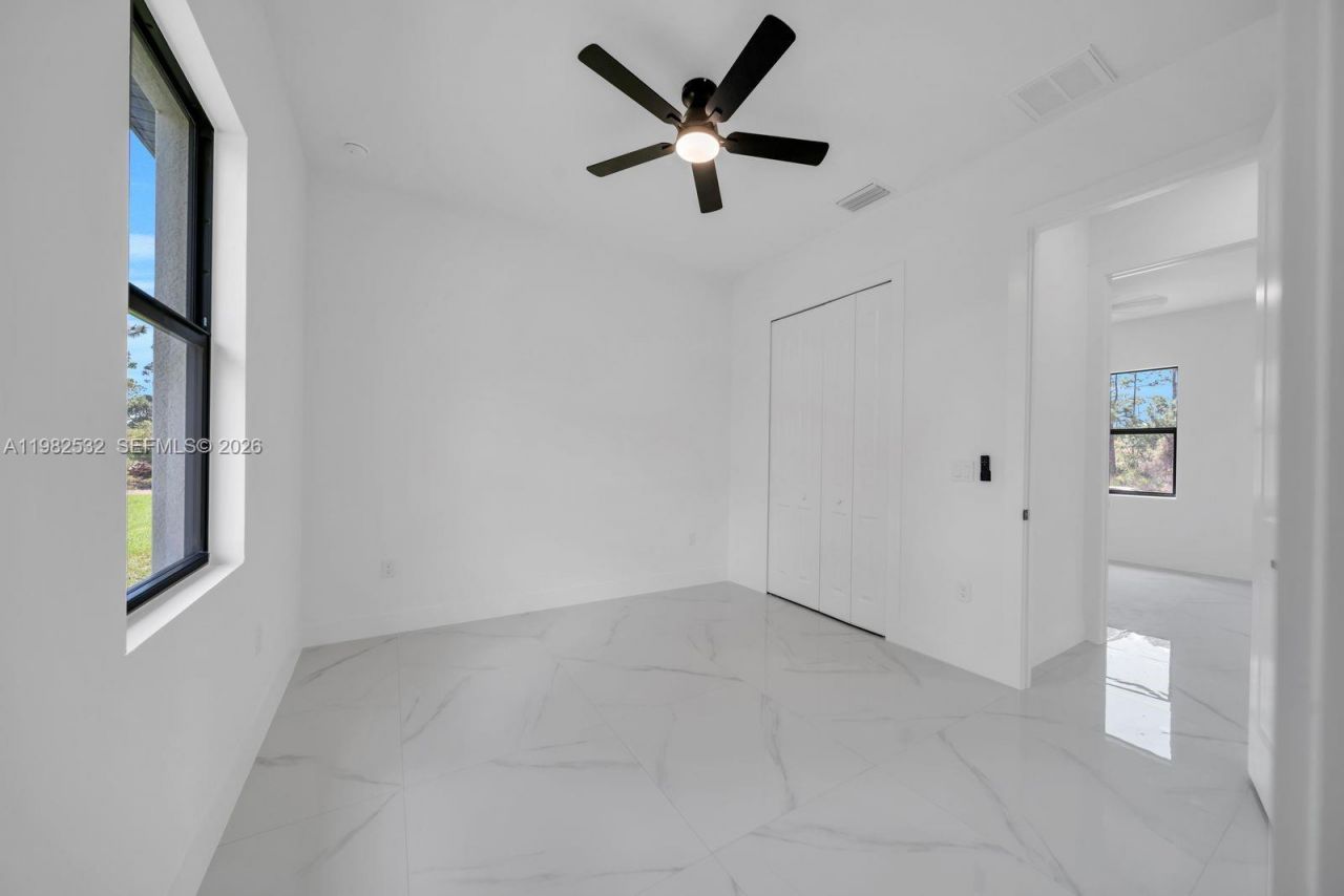 635 Summit Ave S, Lehigh Acres, FL 33974 Photo