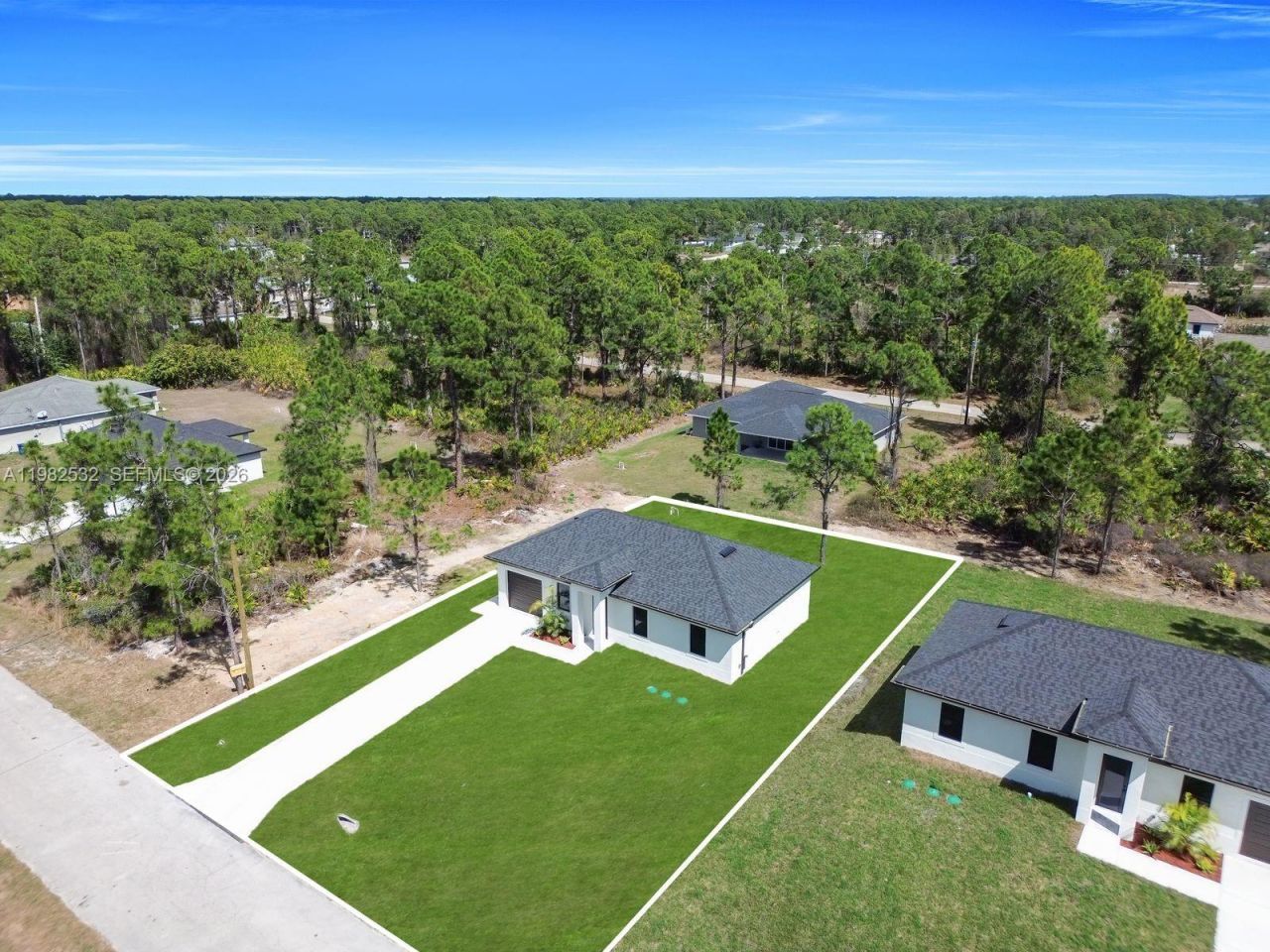 635 Summit Ave S, Lehigh Acres, FL 33974 Photo