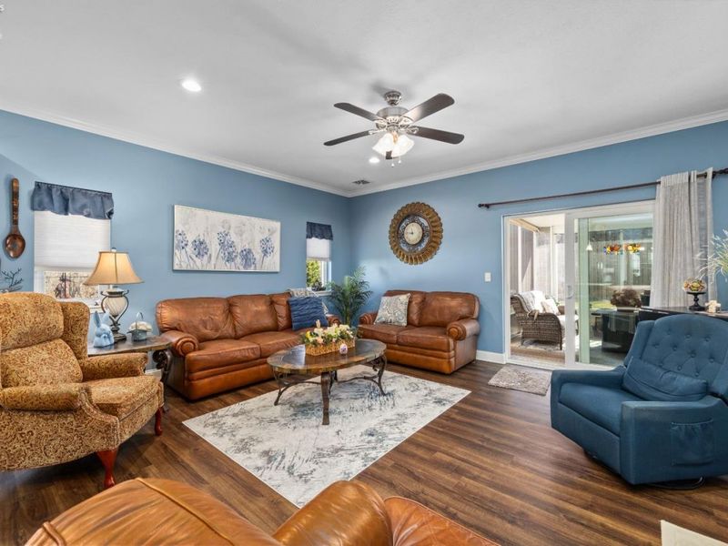 329 Lighthouse Oval, Marblehead, OH 43440 Photo 2