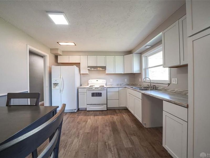 623 Macmillan Drive, Trotwood, OH 45426 Photo 16