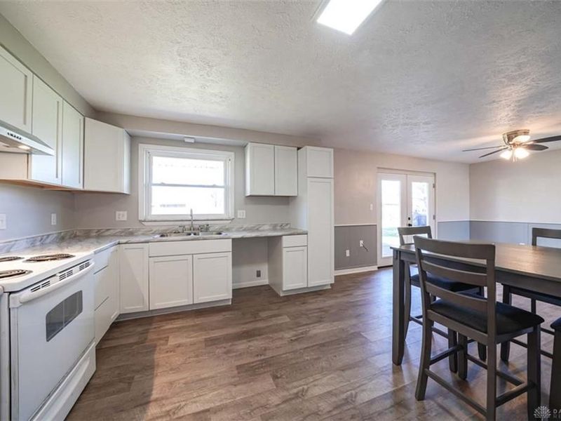 623 Macmillan Drive, Trotwood, OH 45426 Photo 19