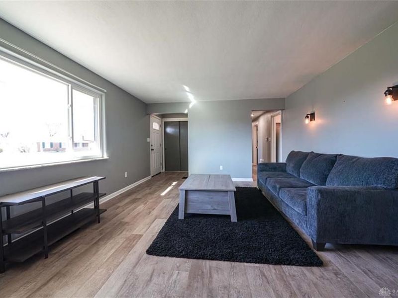 623 Macmillan Drive, Trotwood, OH 45426 Photo 8