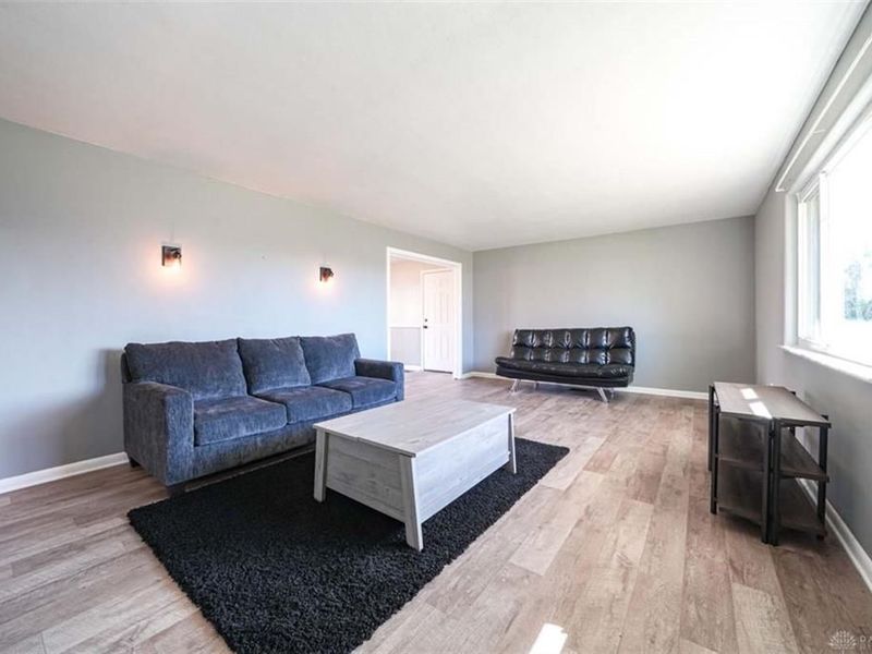 623 Macmillan Drive, Trotwood, OH 45426 Photo 9