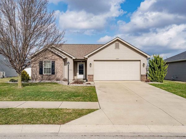 11025 Calera Passage, Roanoke, IN 46783