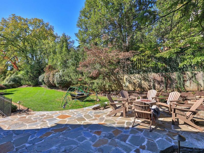 1121 Edwards Road, Cincinnati, OH 45208 Photo 5