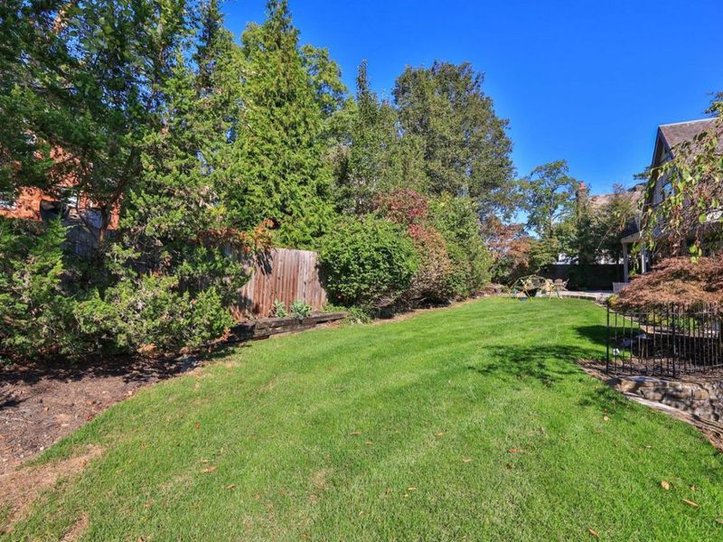 1121 Edwards Road, Cincinnati, OH 45208 Photo 7