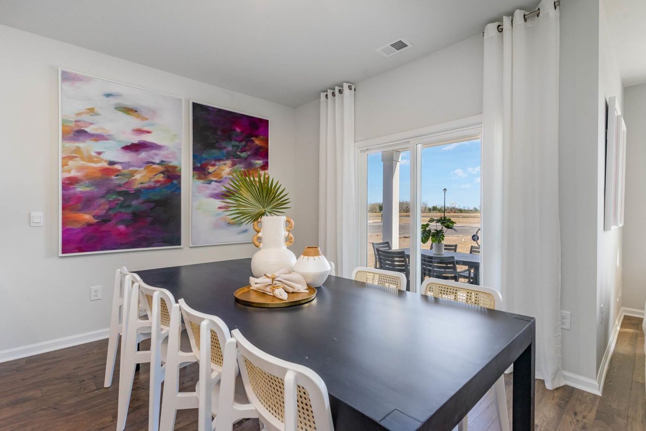 1019 Ridgeford Dr. Photo 11