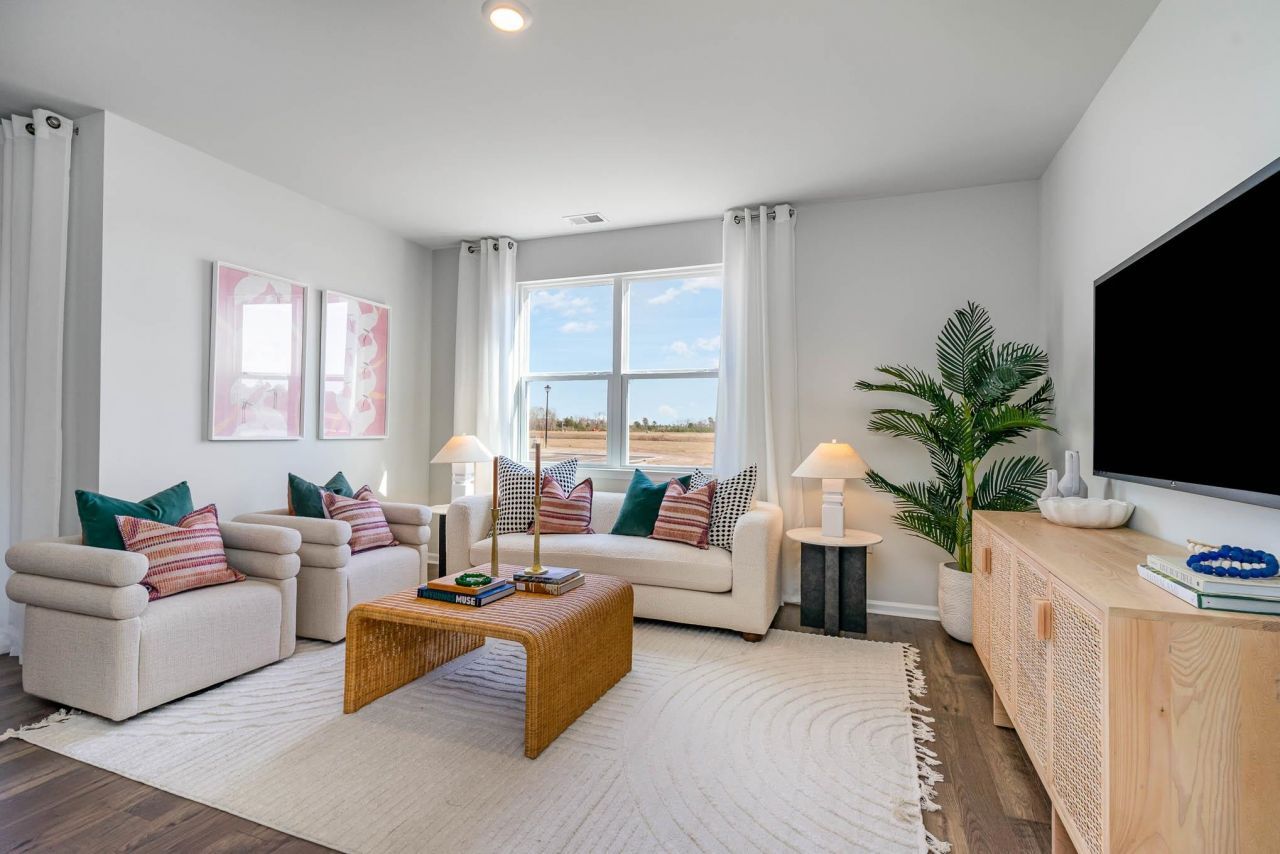 1019 Ridgeford Dr. Photo 13