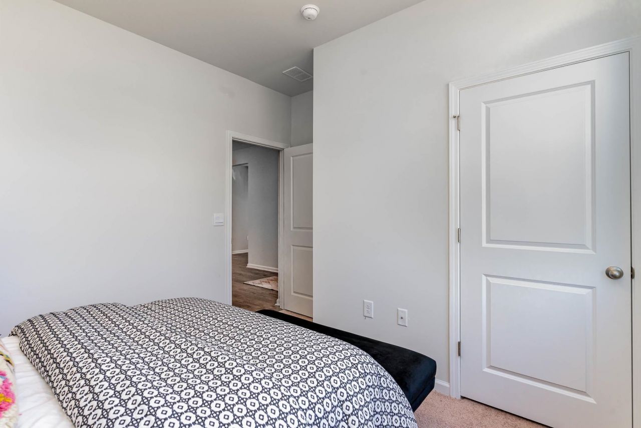 1019 Ridgeford Dr. Photo 18