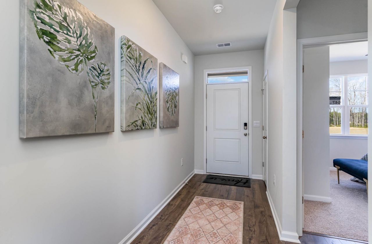 1019 Ridgeford Dr. Photo 5