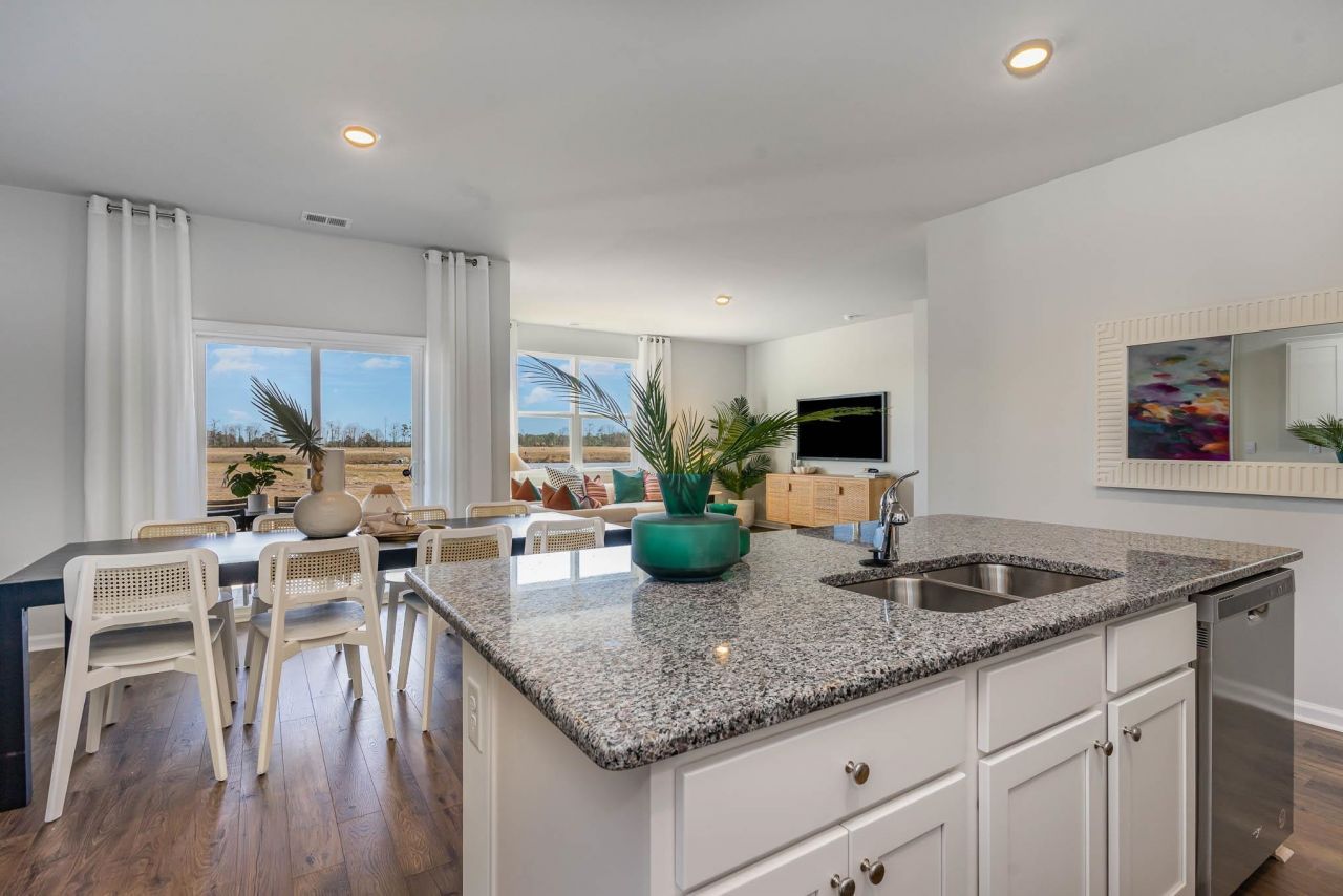 1019 Ridgeford Dr. Photo 8