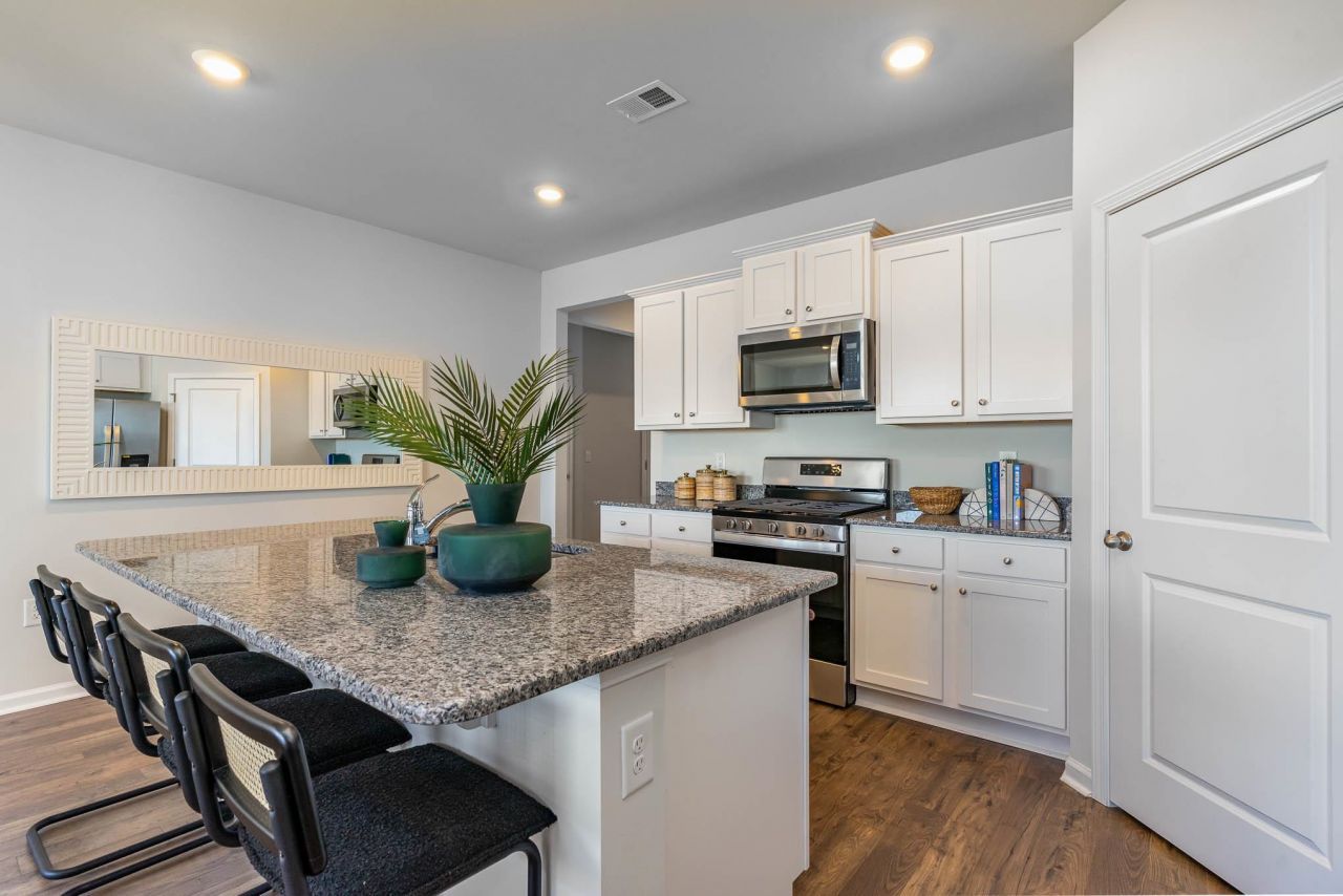 1019 Ridgeford Dr. Photo 9