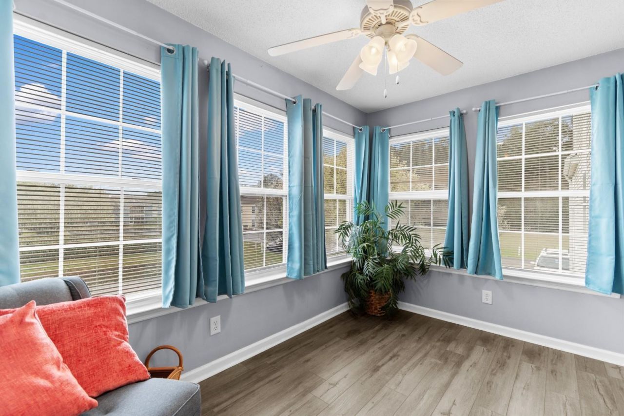 2268 Clearwater Dr. Photo 11