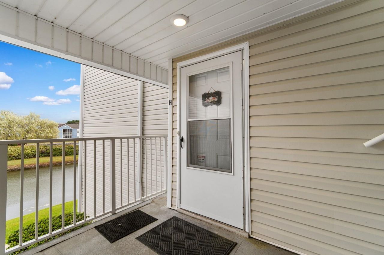 2268 Clearwater Dr. Photo 24