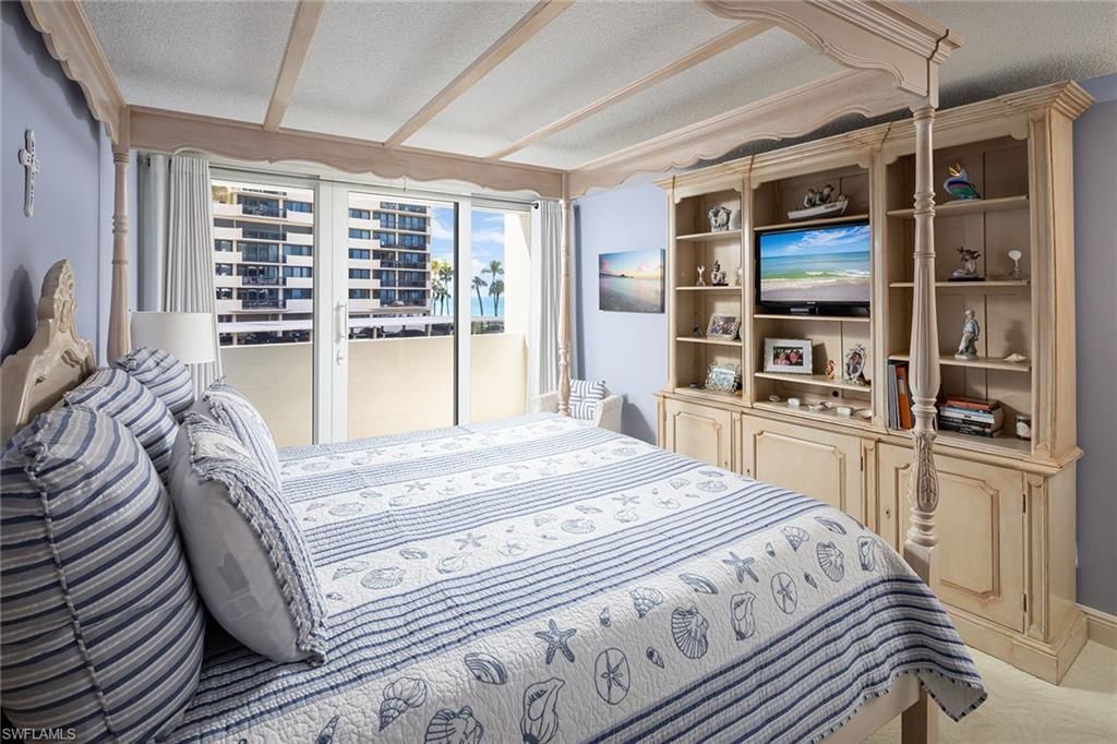 4005 Gulf Shore Blvd N, Unit 100, Naples, FL 34103 Photo