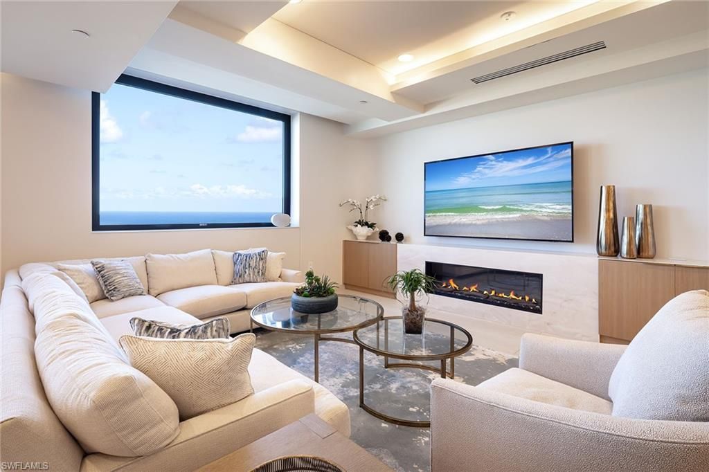 4005 Gulf Shore Blvd N, Unit 100, Naples, FL 34103 Photo