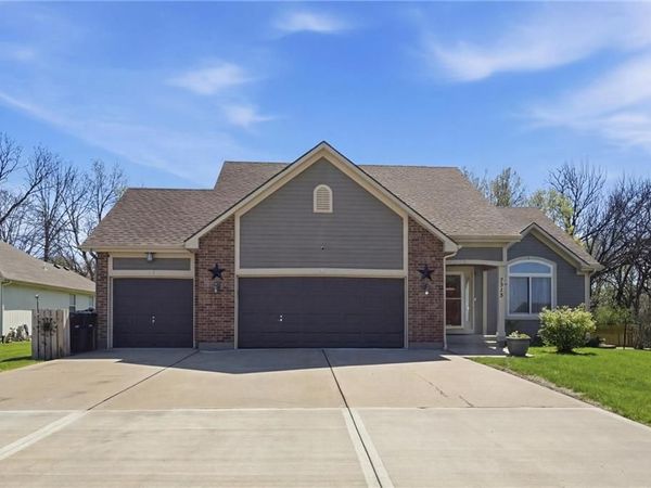 7313 E 158th Street, Belton, MO 64012