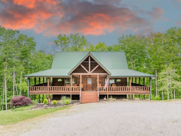 336 John J Smith Rd, Oneida, TN 37841