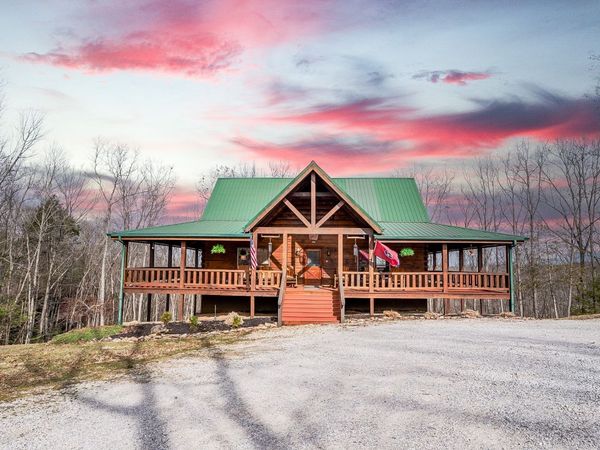 336 John J Smith Rd, Oneida, TN 37841