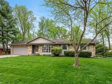 2174 Belloak Drive, Kettering, OH 45440