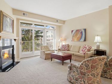 5250 Grandview Square, Unit 2311, Edina, MN 55436