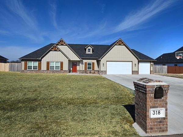 318 E Bandera Street, Stillwater, OK 74074