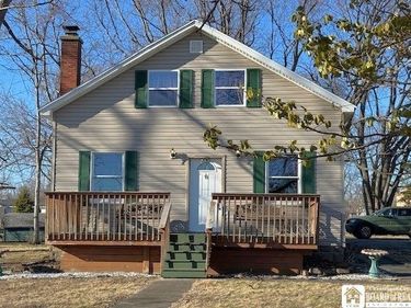 30 Point Drive W, Dunkirk, NY 14048