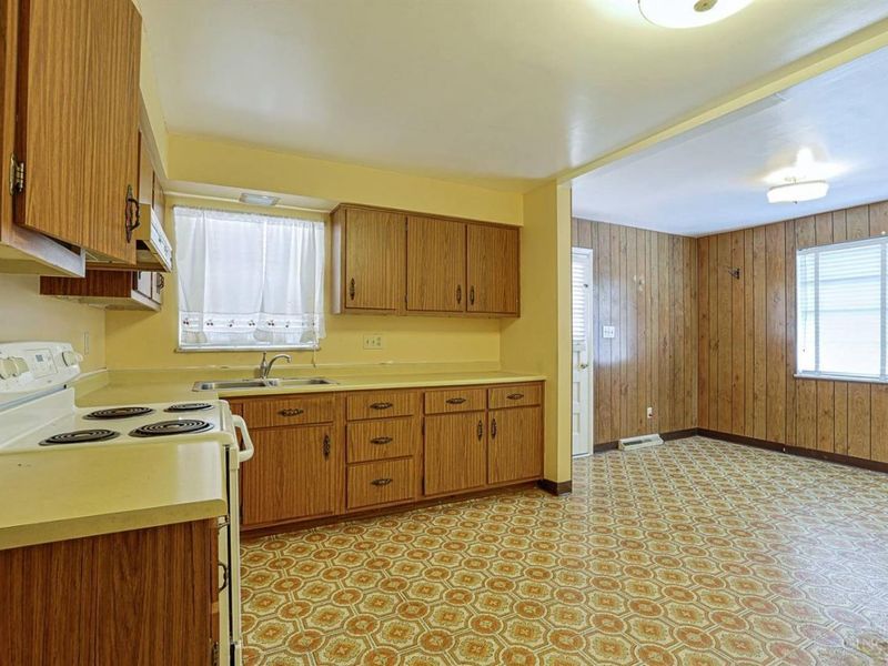 5360 Carefree Court, Cincinnati, OH 45238 Photo 11