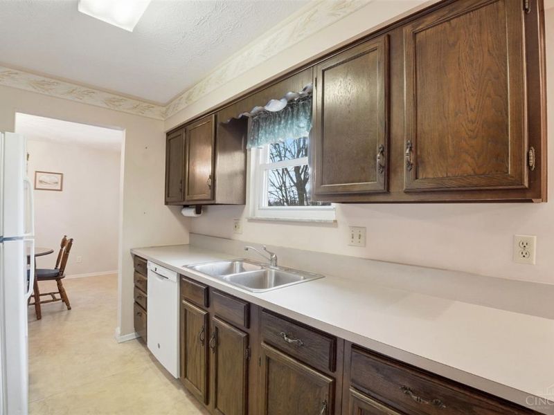 4366 Runningfawn, Green Township, OH 45247 Photo 13