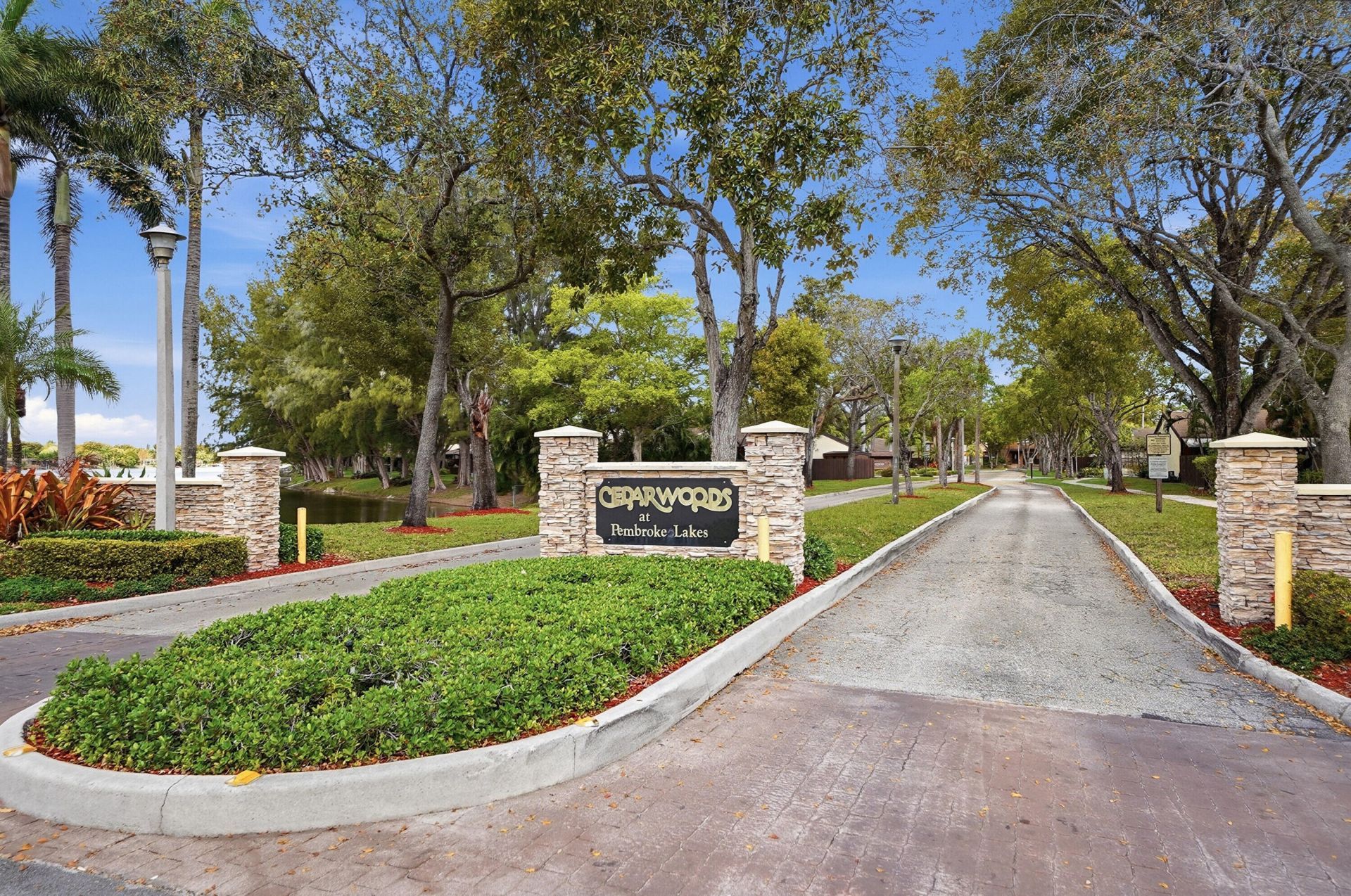 10121 Acorn Lane, Unit 10121, Pembroke Pines, FL 33026 Photo