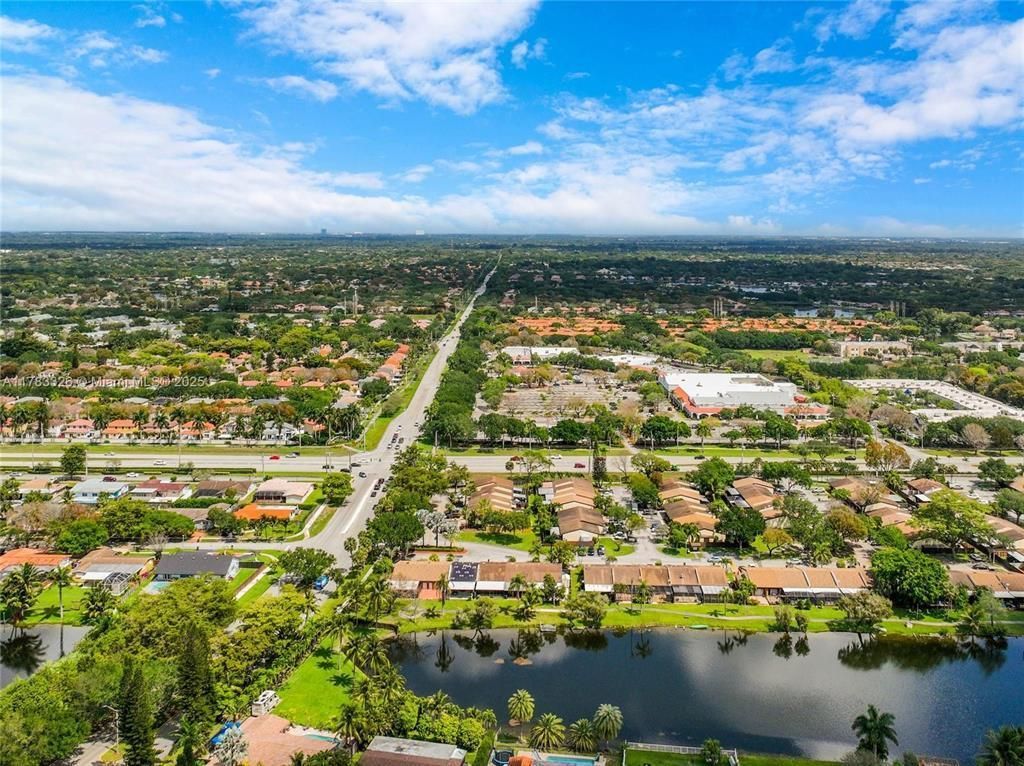 10121 Acorn Lane, Unit 10121, Pembroke Pines, FL 33026 Photo