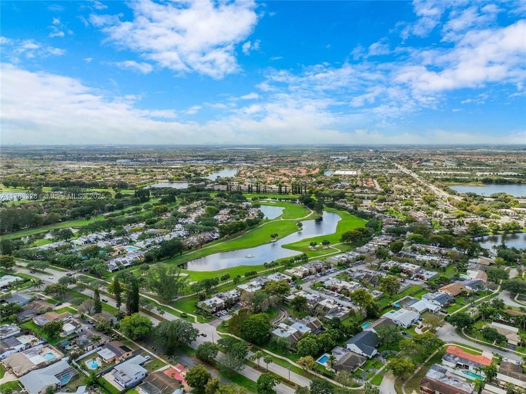 10121 Acorn Lane, Unit 10121, Pembroke Pines, FL 33026 Photo