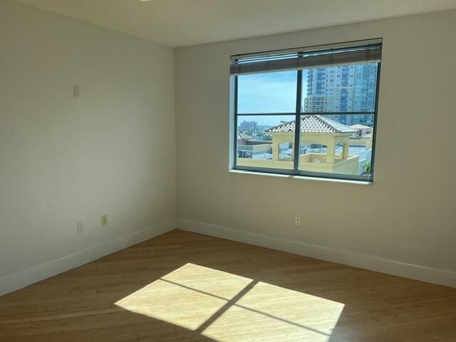 110 Washington Avenue, Unit 1717, Miami Beach, FL 33139 Photo