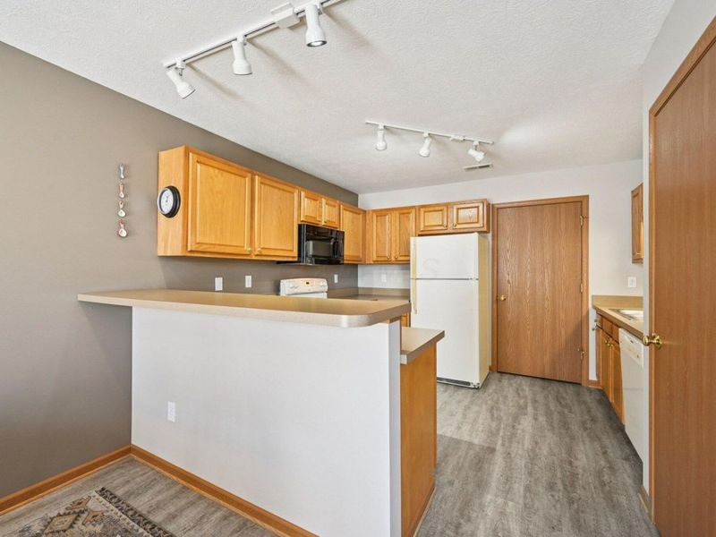 7801 Meadowlark Lane S, Reynoldsburg, OH 43068 Photo 12